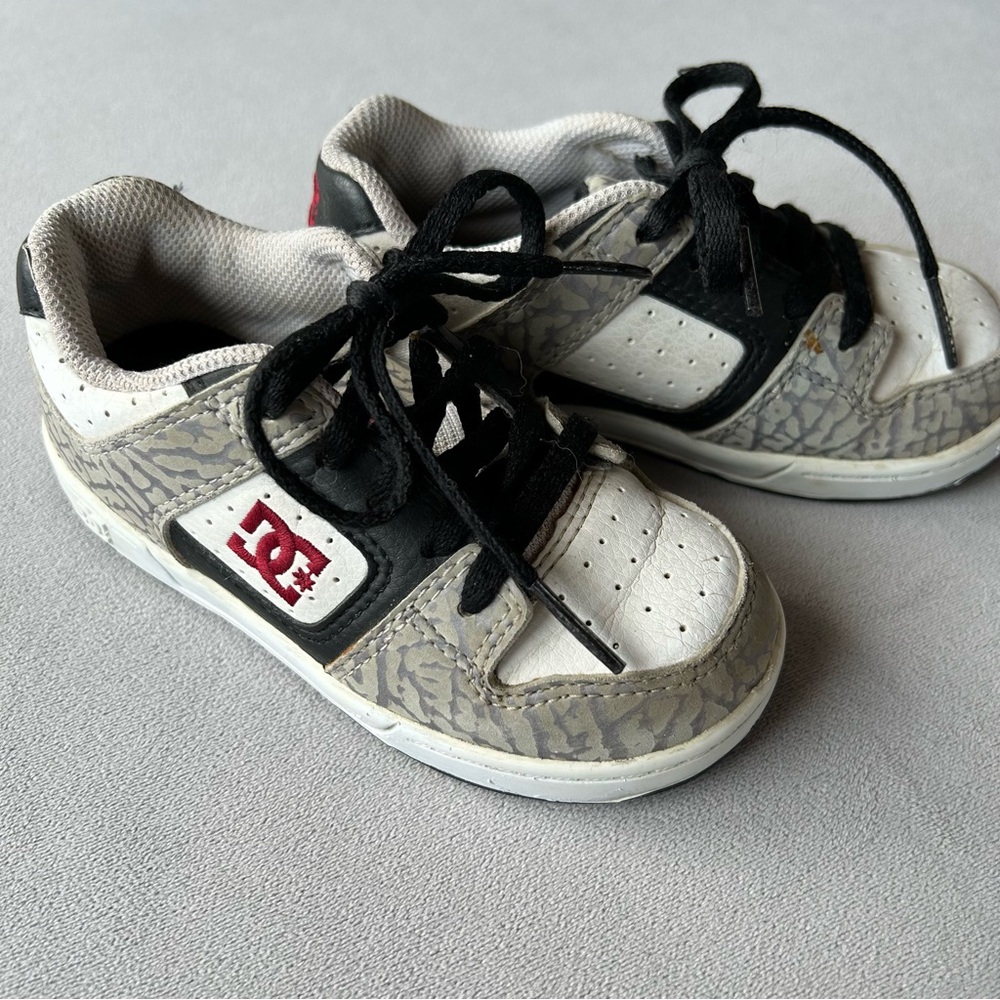 DC Shoes ~ T’s Manteca 2 ~ Toddler Size 8